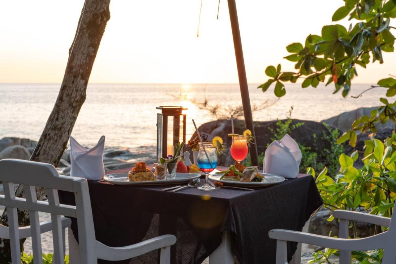 Moracea By Khao Lak Resort Екстериор снимка Sunset dinner at the beach