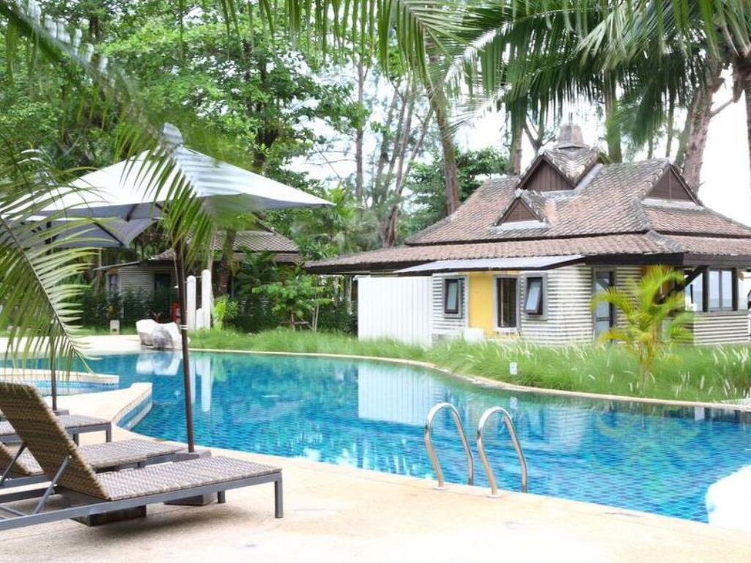 Moracea By Khao Lak Resort Екстериор снимка The swimming pool at the resort