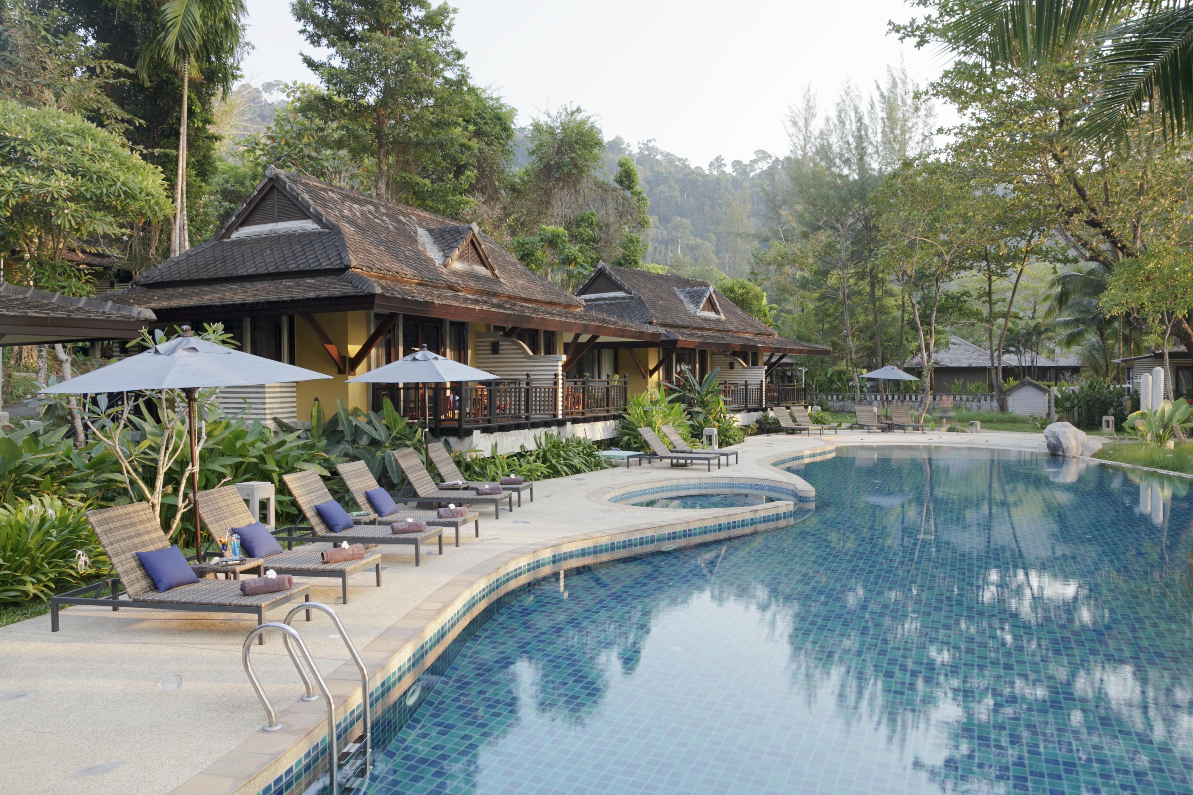 Moracea By Khao Lak Resort Екстериор снимка The swimming pool at the resort